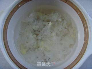 Purple Sweet Potato, Snow Fungus & Lotus Seed Soup