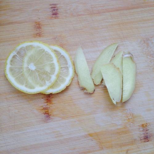 Recipe Name: Coca-Cola Ginger Tea with Lemon