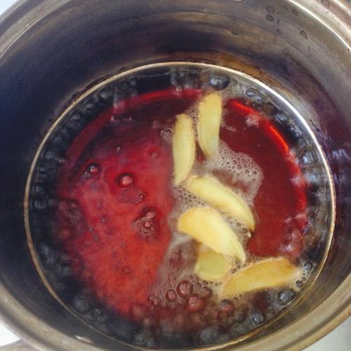 Recipe Name: Coca-Cola Ginger Tea with Lemon