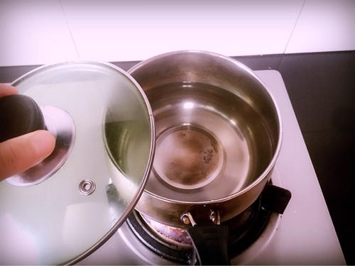Recipe Name: Red Date, Lotus Seed and Roasted Barley Tea