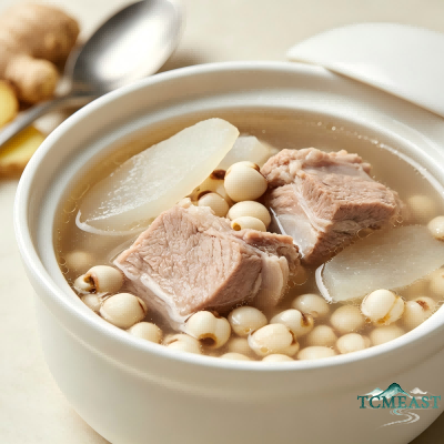Poria Cocos, Euryale Ferox and Lean Pork Soup (Spleen-Strengthening Dampness-Relief Soup)