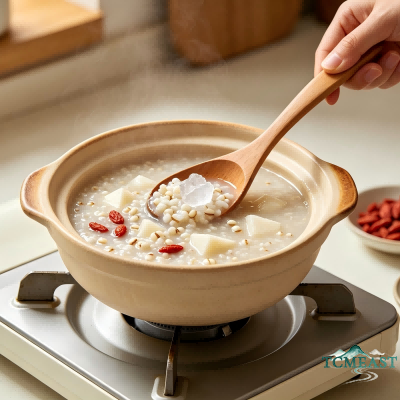 Coix Seed and Chinese Yam Porridge