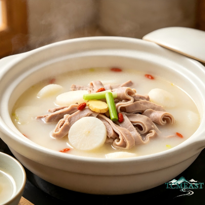 Water Chestnut and Pork Stomach Soup