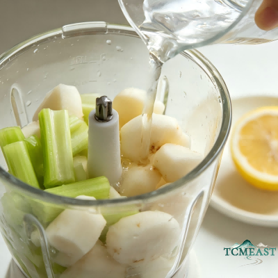 Water Chestnut and Celery Juice