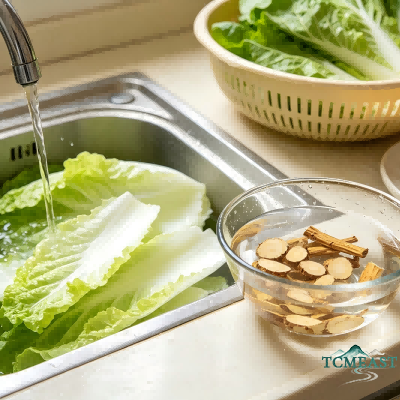 Bupleurum and Cabbage Soup