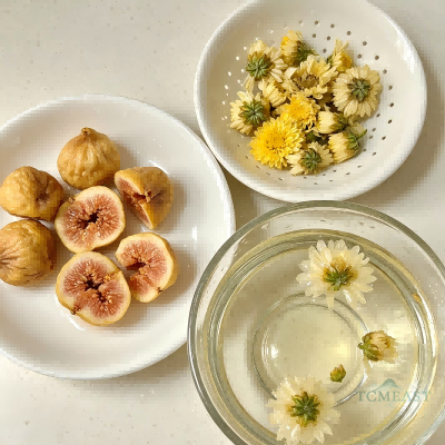 Dried Fig & Chrysanthemum Tea (Wuhuaguo Juhua Cha)