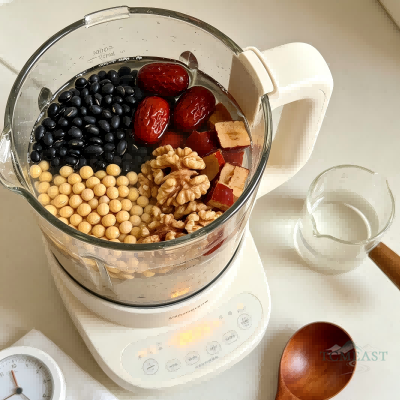 Red Date, Walnut & Black Soybean Milk