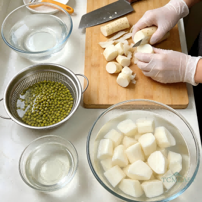Mung Bean & Chinese Yam Soup (Lüdou Shanyao Tang)